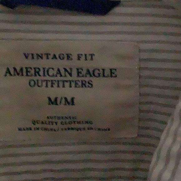 American Eagle Outfitters Men’s Vintage Fit Button Down Shirt Size Medium - Picture 3 of 4